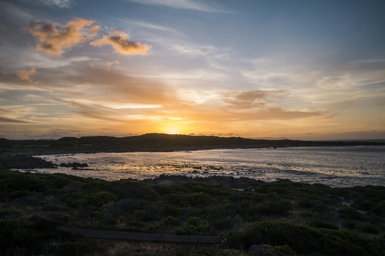 Schulphoek Seafront House Hotel Hermanus Bagian luar foto